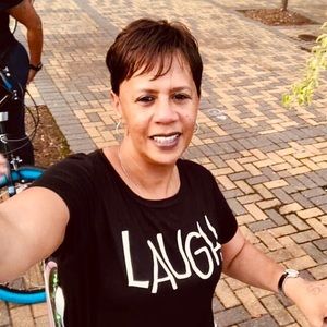 Meet your Posher, Sandra